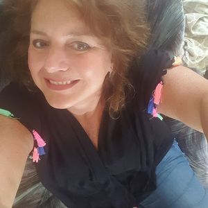 Meet your Posher, Claudene